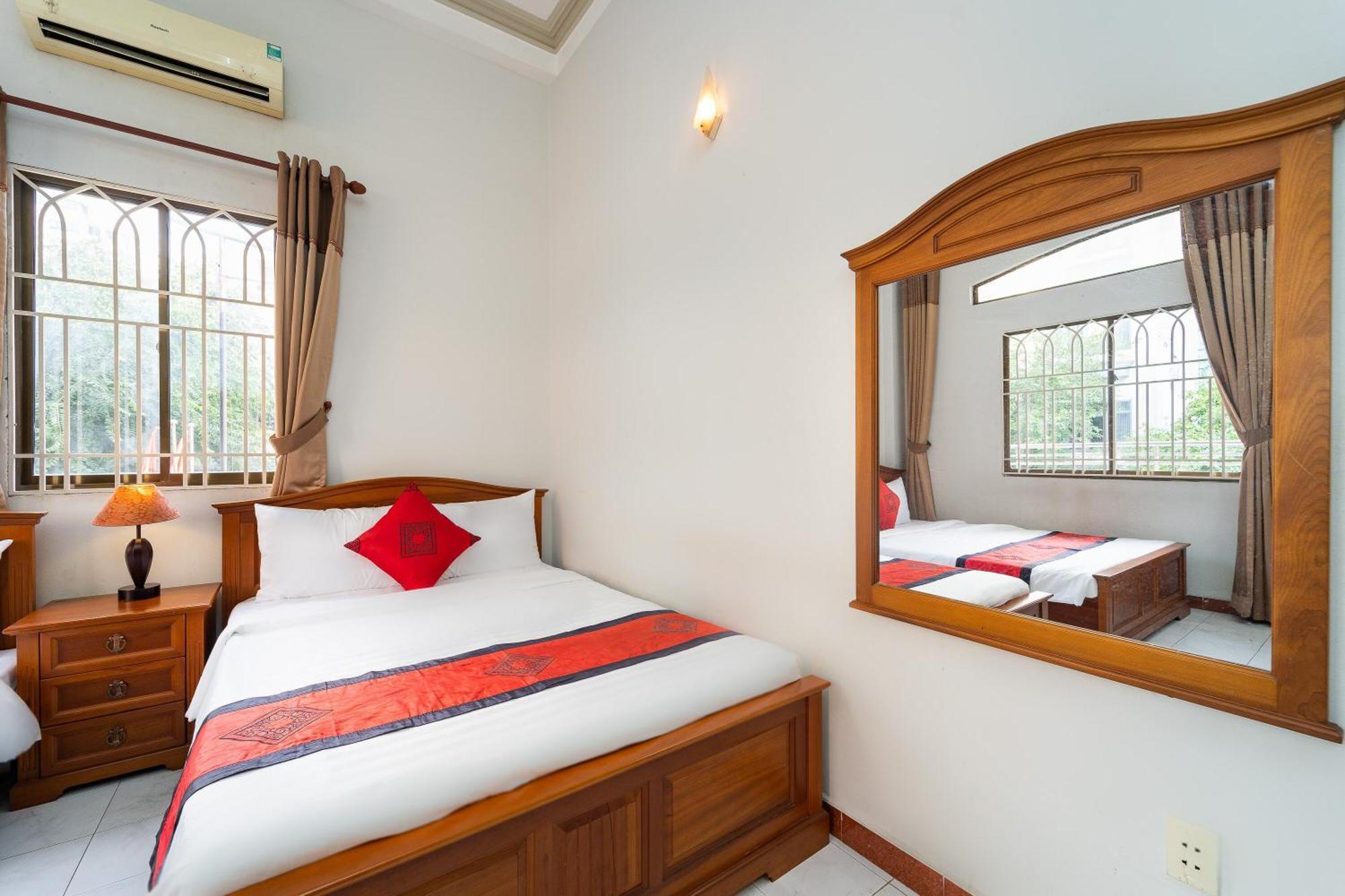 Collection O Madam Cuc Hotel Ho Chi Minh City Exterior photo